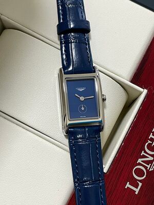 Longines DolceVita Watch view 6