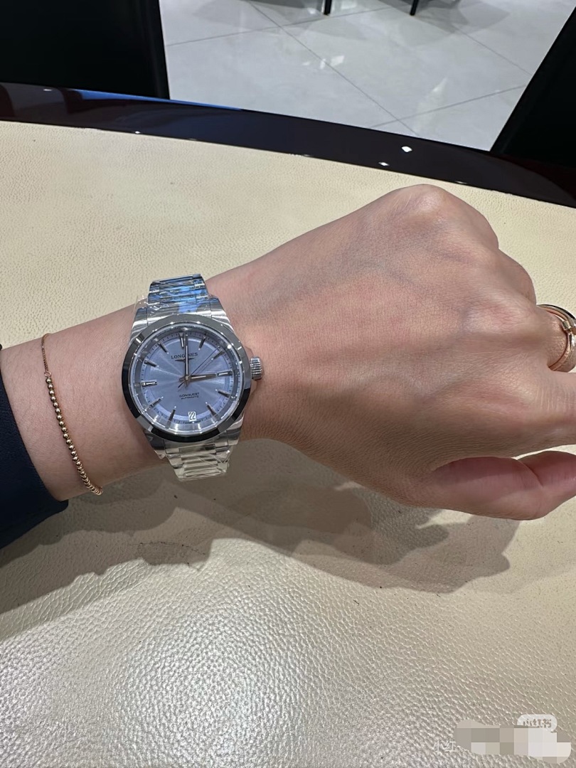 Longines Hydroconquest Watch view
