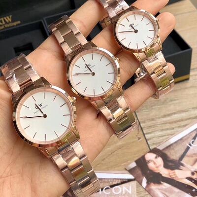 Daniel Wellington Watch view 1