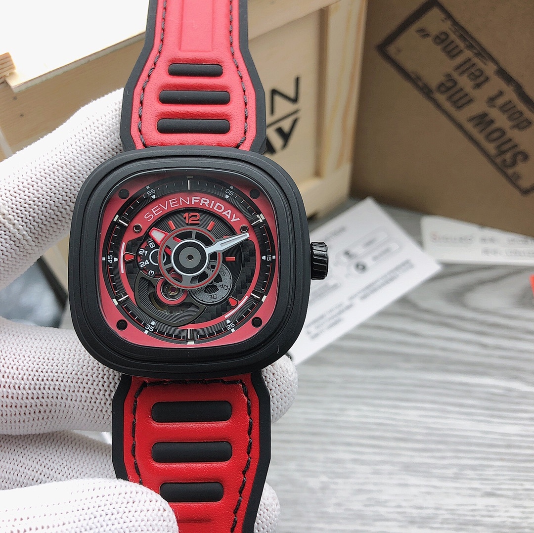 SevenFriday P1B Watch