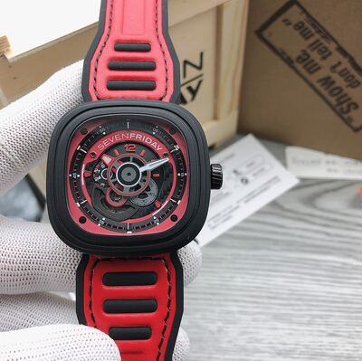 SevenFriday P1B Watch view 1