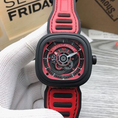 SevenFriday P1B Watch view 8