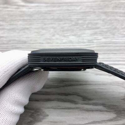 SevenFriday P2C Watch view 4