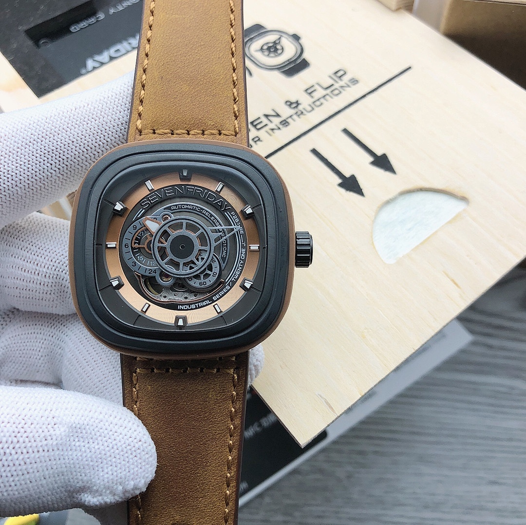 SevenFriday P3B Watch