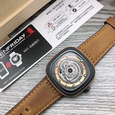 SevenFriday P3B Watch view 5