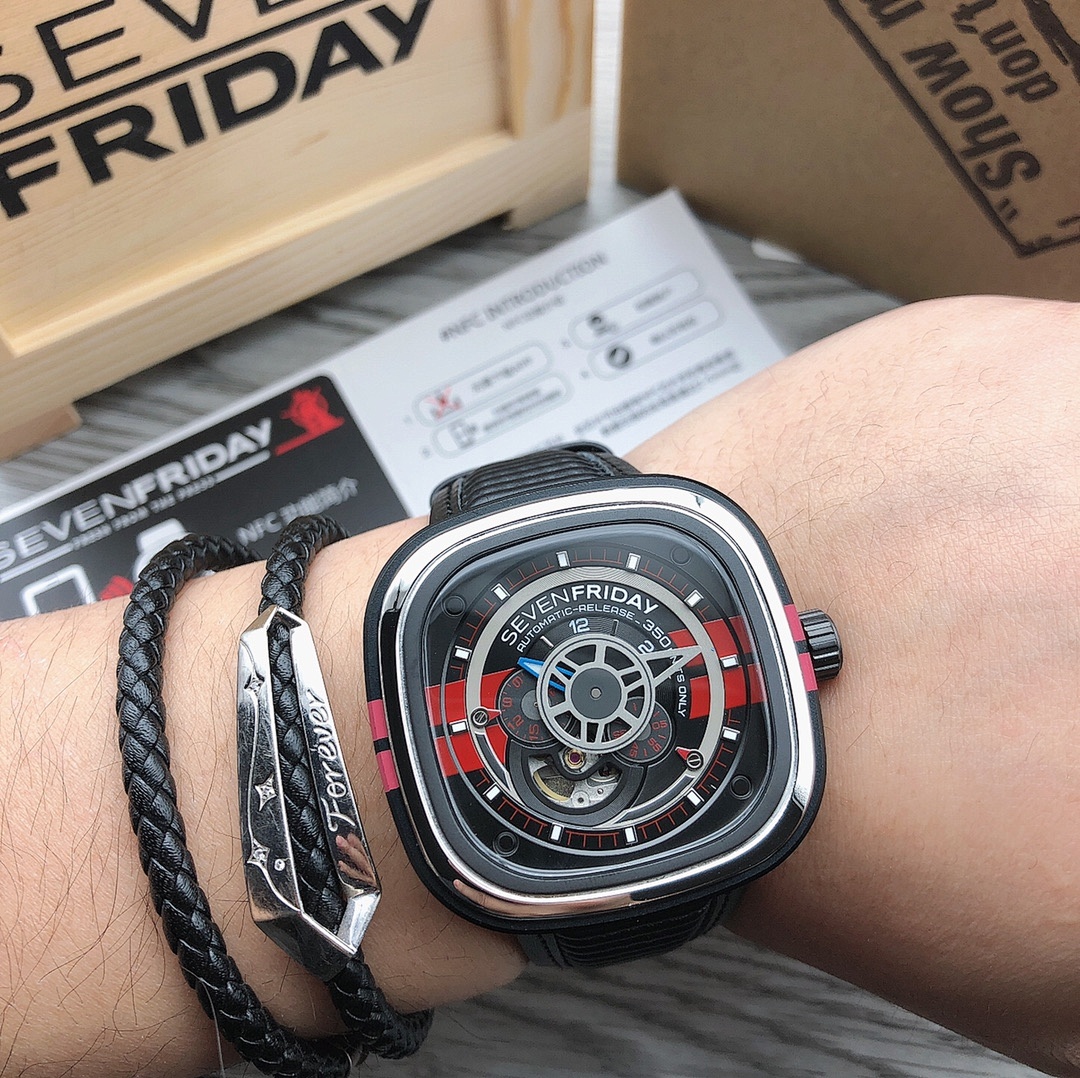 SevenFriday P3B Watch view