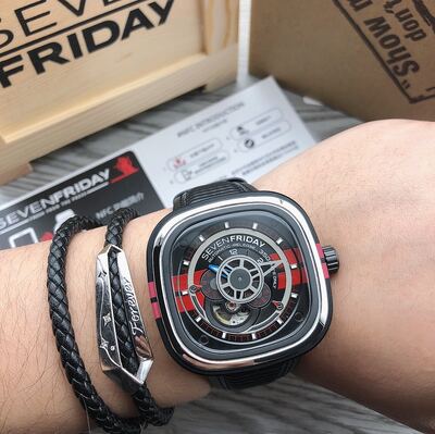 SevenFriday P3B Watch view 3