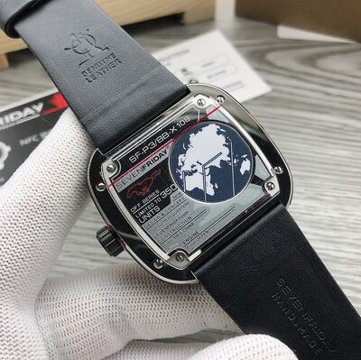 SevenFriday P3B Watch view 6