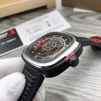 SevenFriday P3B Watch view 7