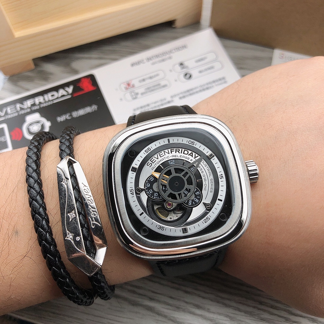 SevenFriday P-Series Watch view