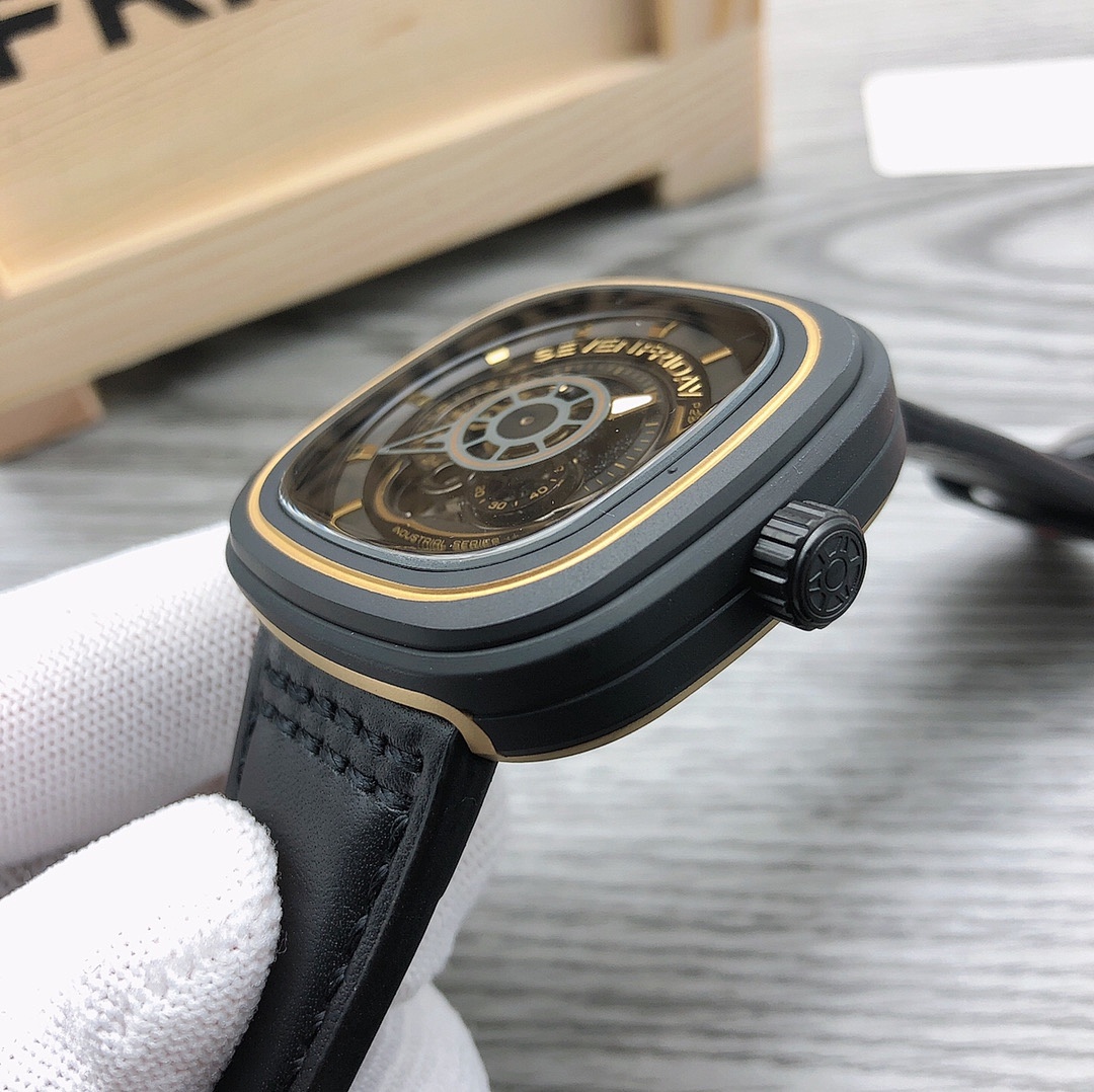 SevenFriday P-Series Watch view
