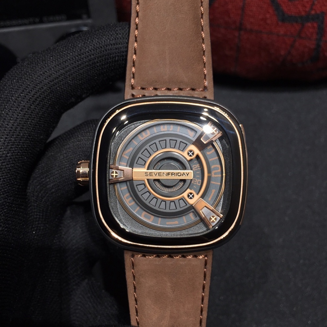 SevenFriday M-Series Watch view