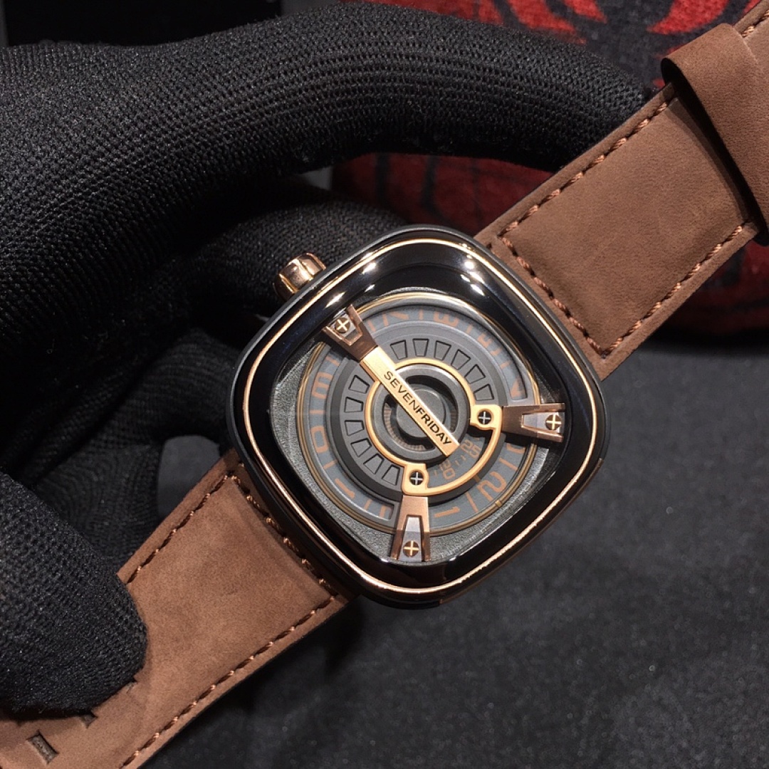 SevenFriday M-Series Watch view