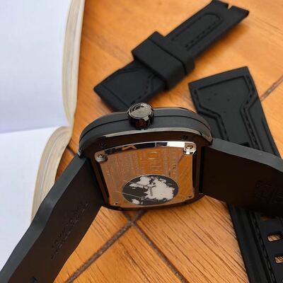 SevenFriday P-Series Watch view 4
