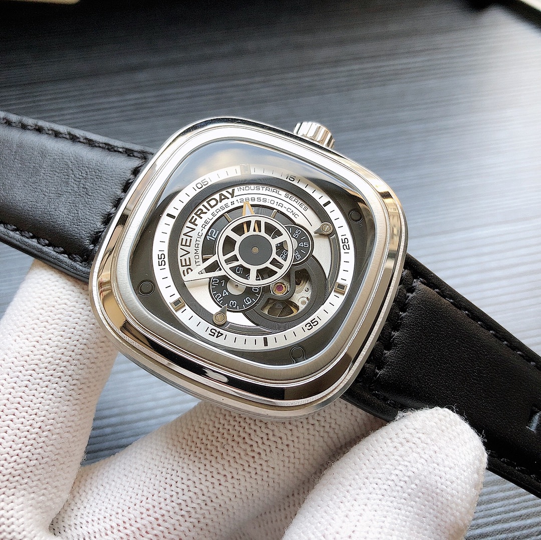 SevenFriday Watch view