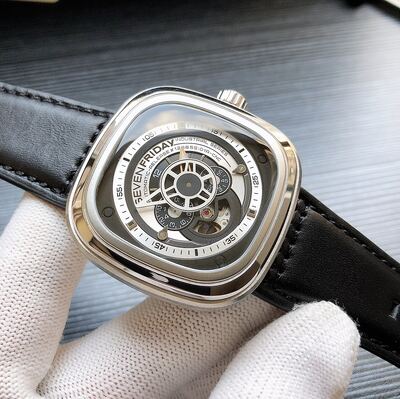 SevenFriday Watch view 5