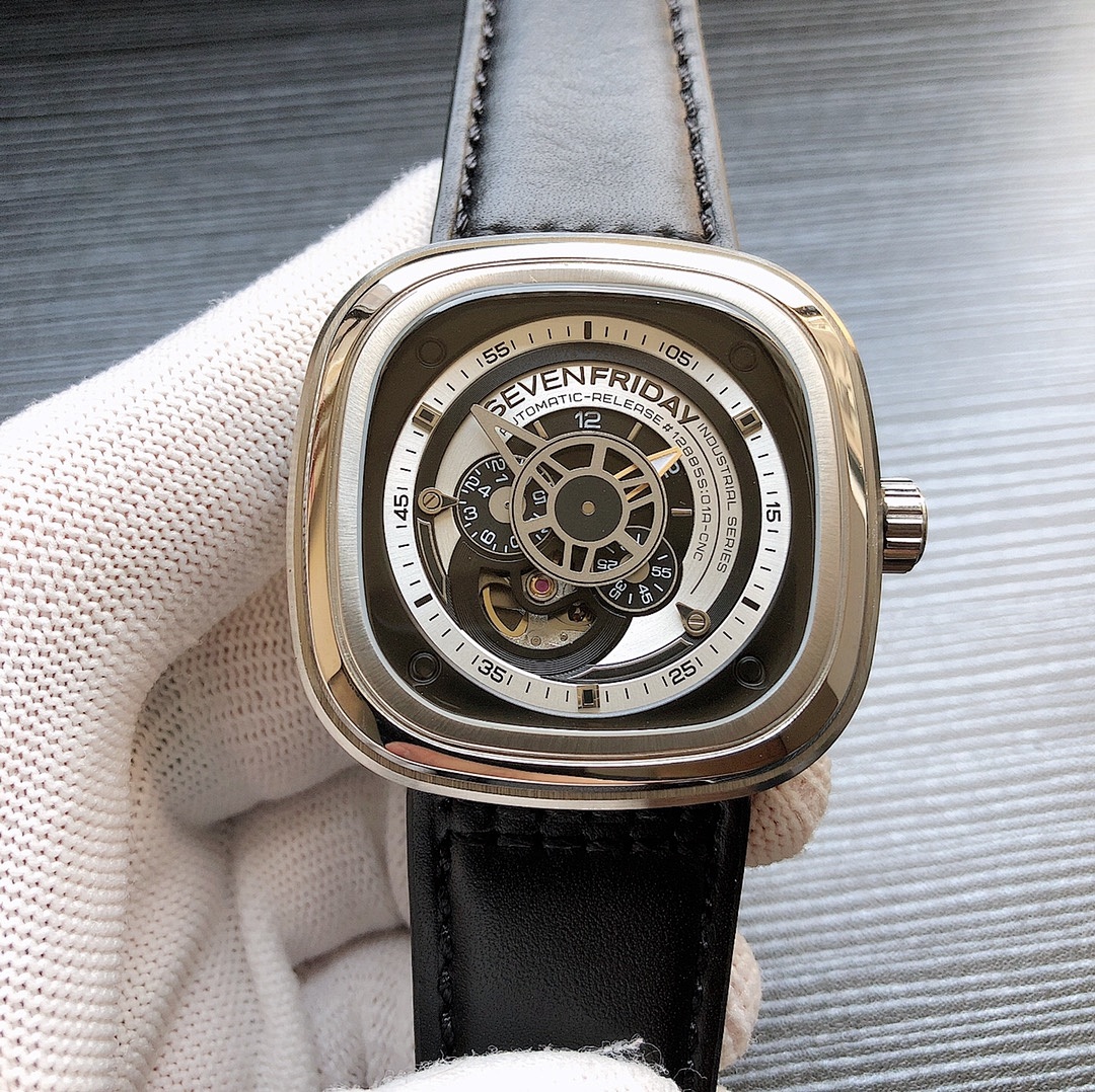 SevenFriday Watch view