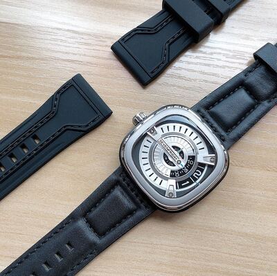 SevenFriday Watch view 5