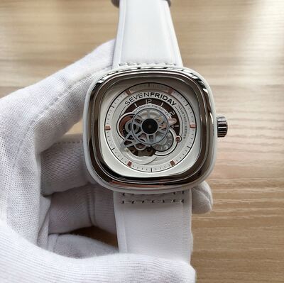 SevenFriday Watch view 9