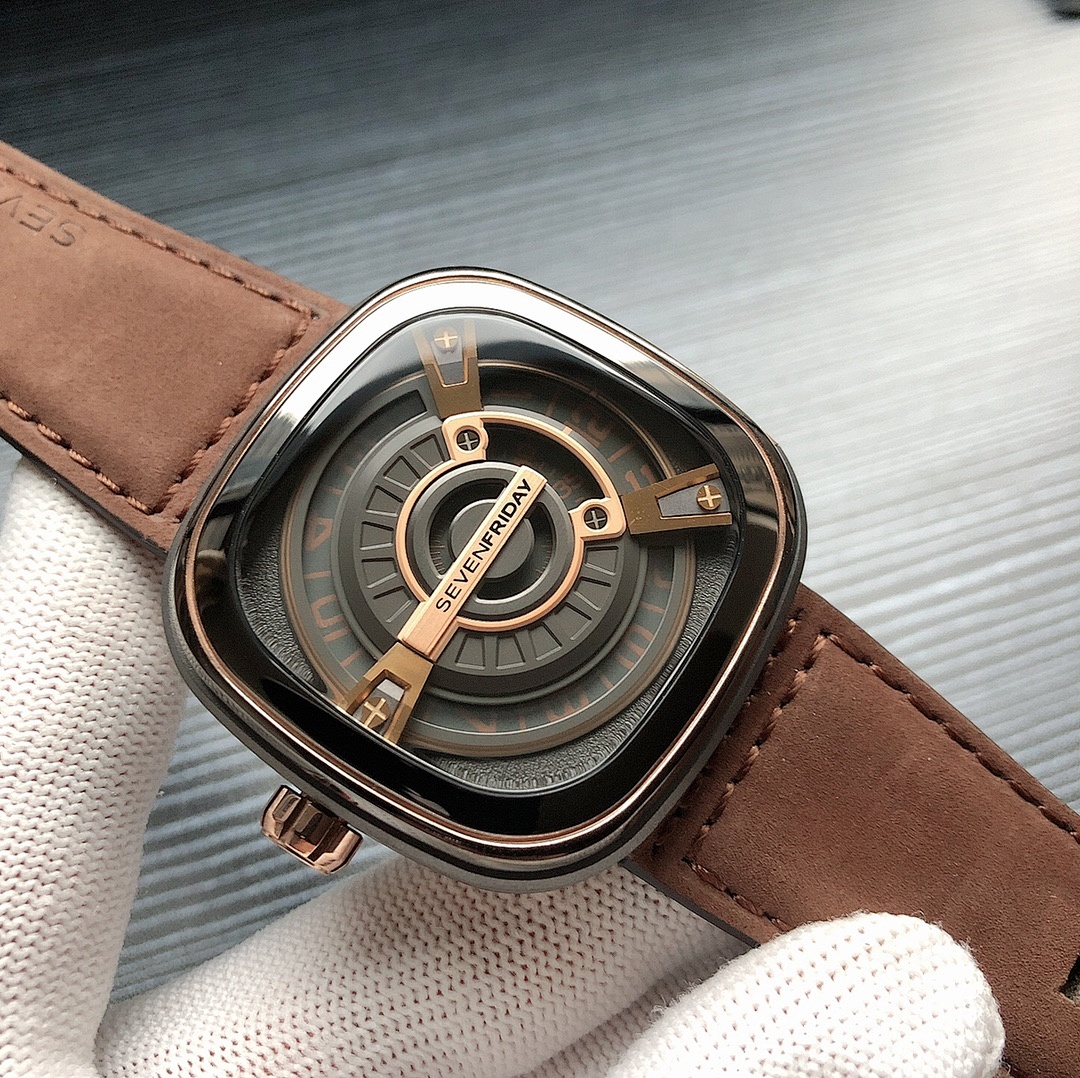 SevenFriday Watch view