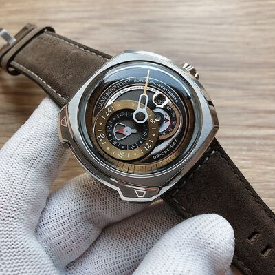 SevenFriday Watch view 9