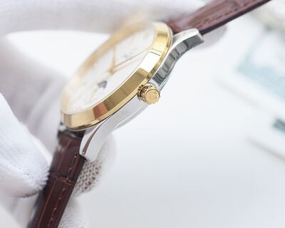 Omega De Ville Watch view 4