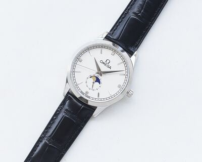 Omega De Ville Watch view 5