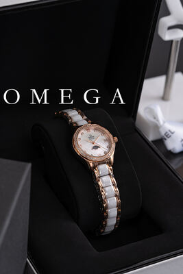 Omega Seamaster Watch view 8