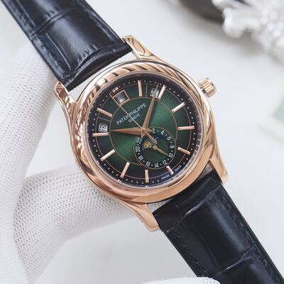 Patek Philippe Chronograph Watch view 7