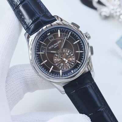 Patek Philippe Chronograph Watch view 8