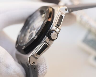 Audemars Piguet Royal Oak Watch view 4