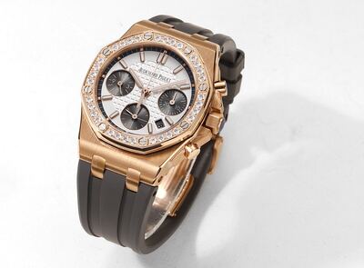 Audemars Piguet Royal Oak Watch view 7