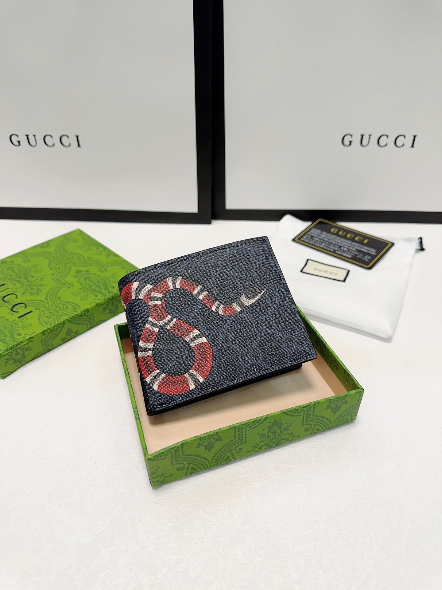 Gucci GG Short Bifold Wallet in Brown view