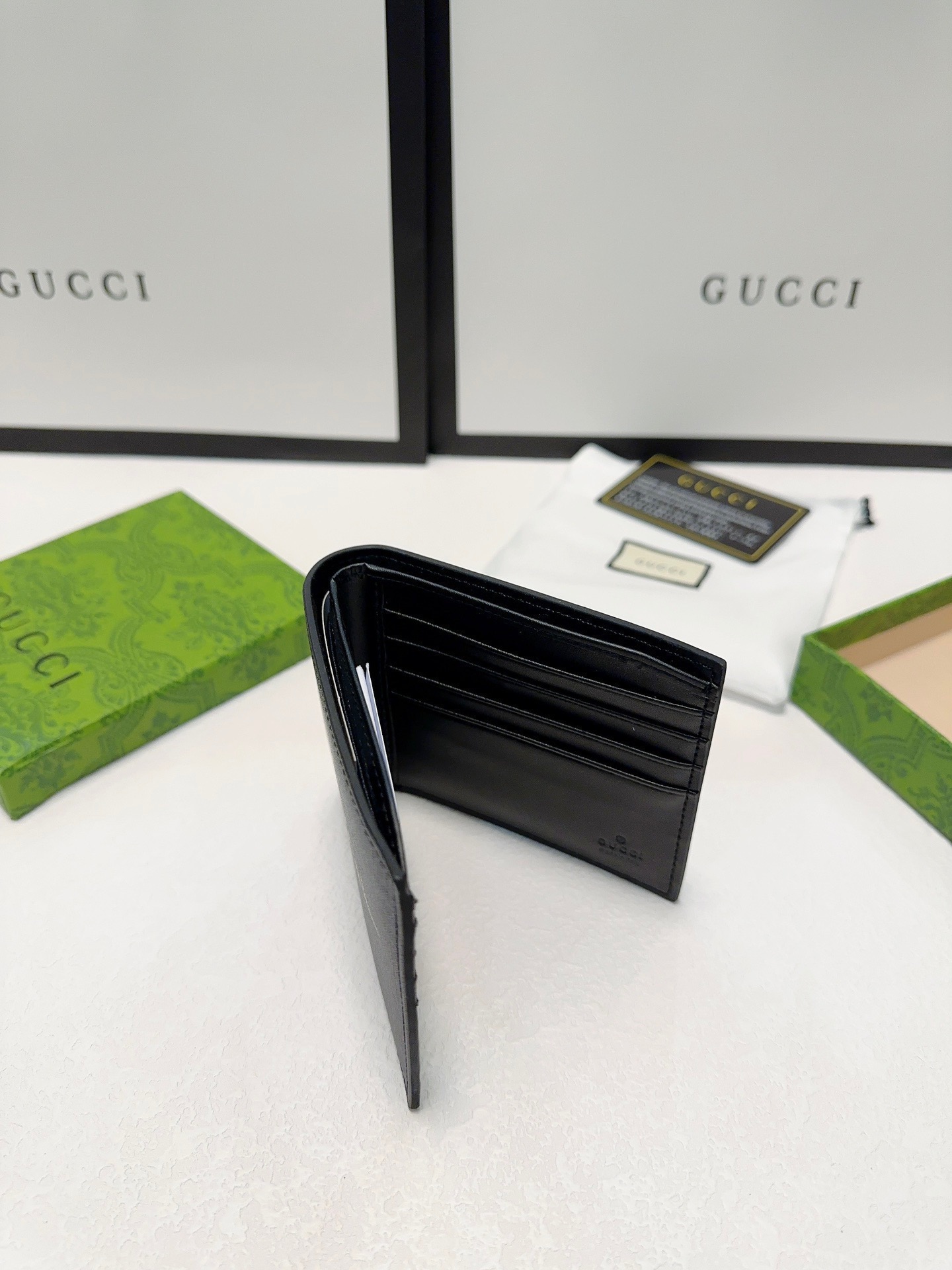 Gucci GG Short Bifold Wallet in Brown view