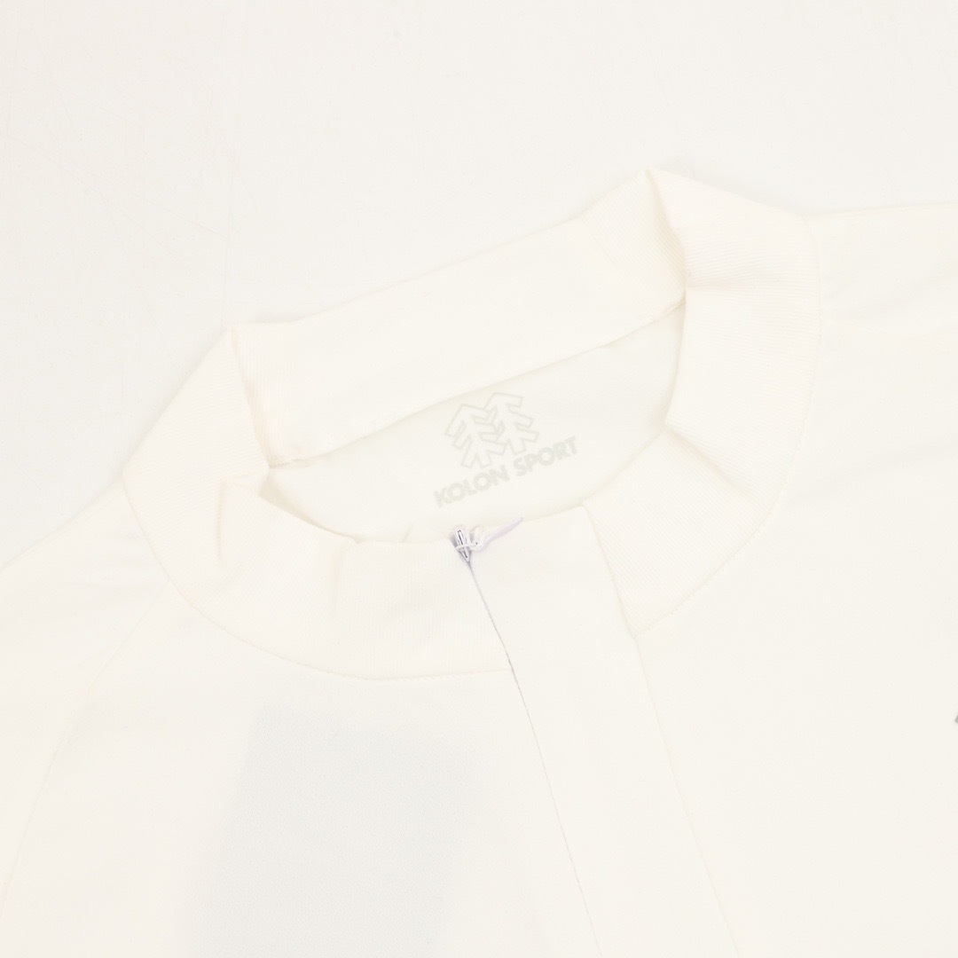 Kolon Sport 3D Logo Quick-Dry Long-Sleeve T-Shirt view 3