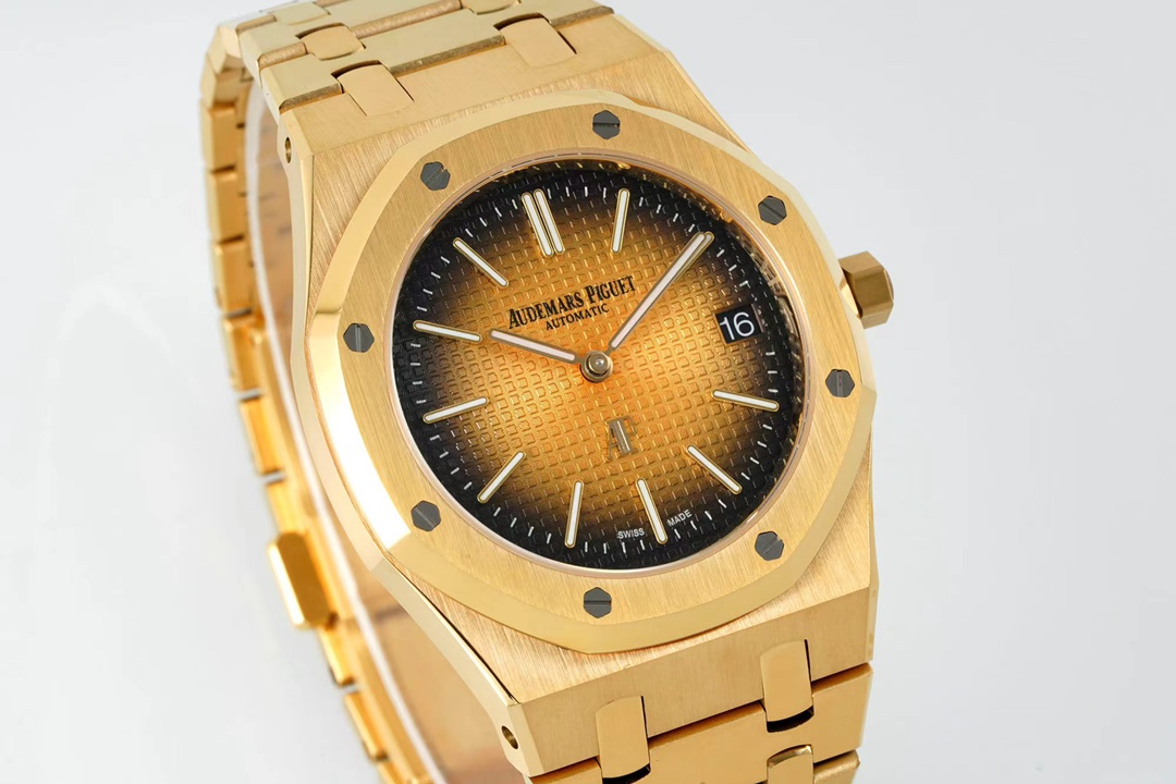 Audemars Piguet Royal Oak Extra-Thin 15202 39mm — IPF Edition view 2