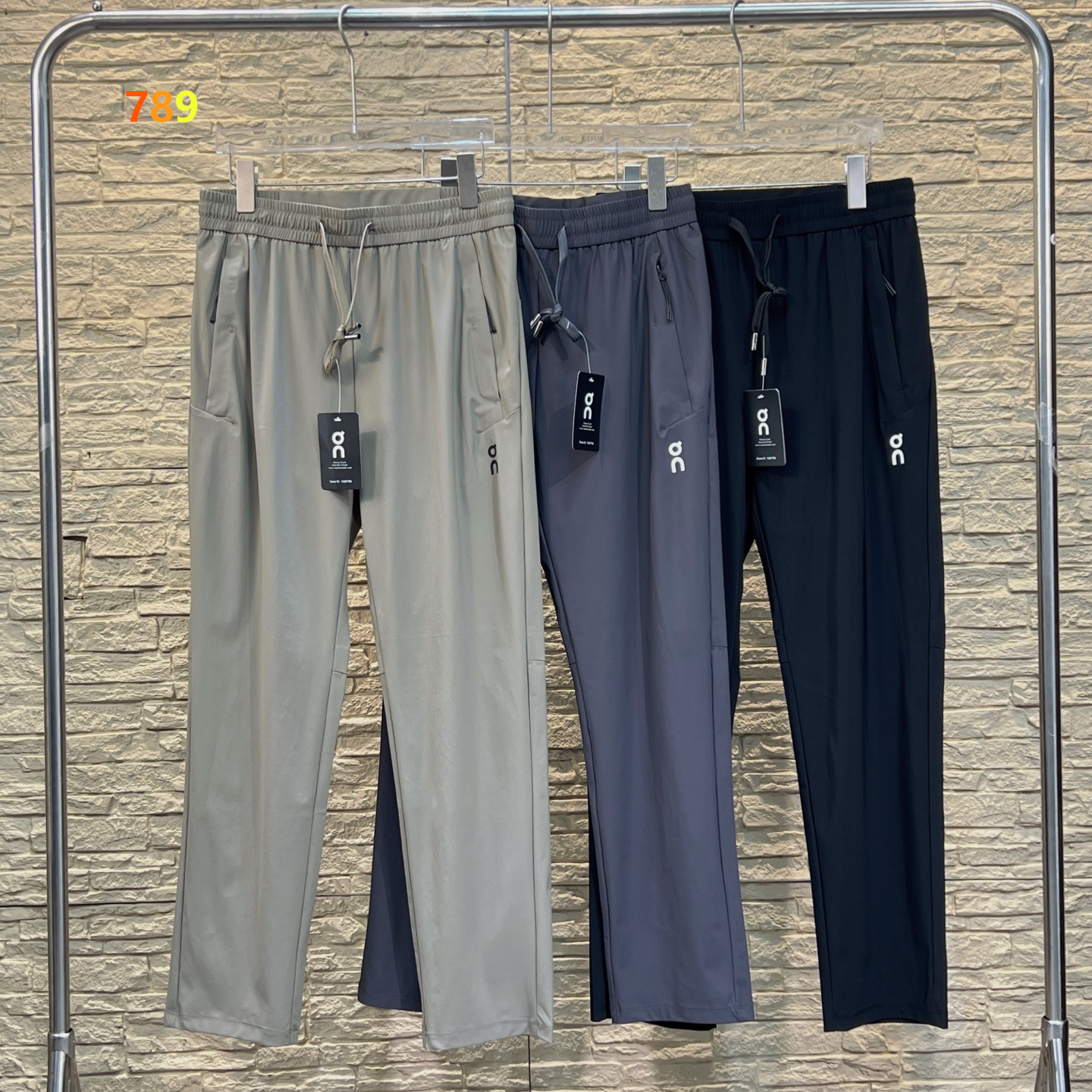 On Running 26SS Elastic-Waist Lightweight Outdoor Jogger Pants view 1