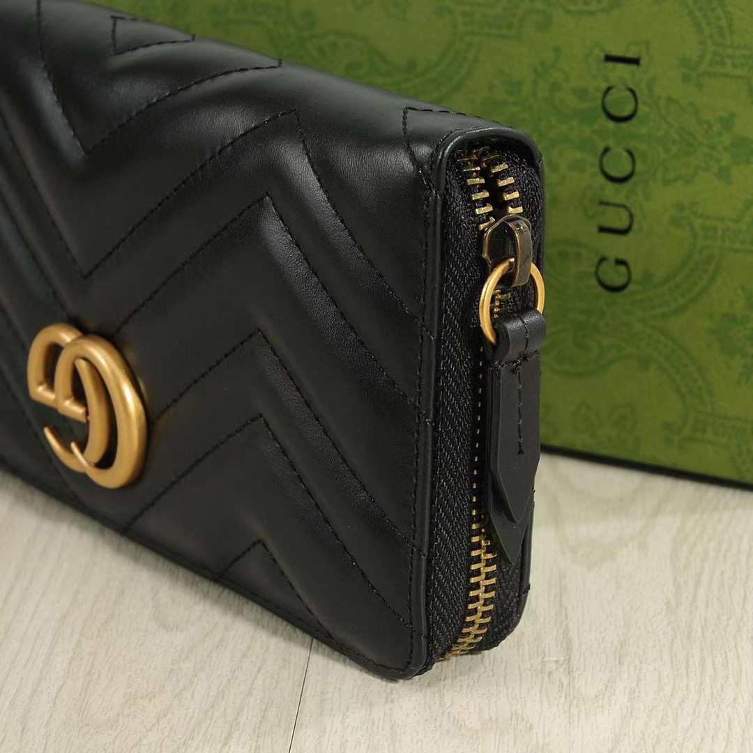 Gucci GG Marmont Single-Zip Continental Wallet in Imported Lambskin view