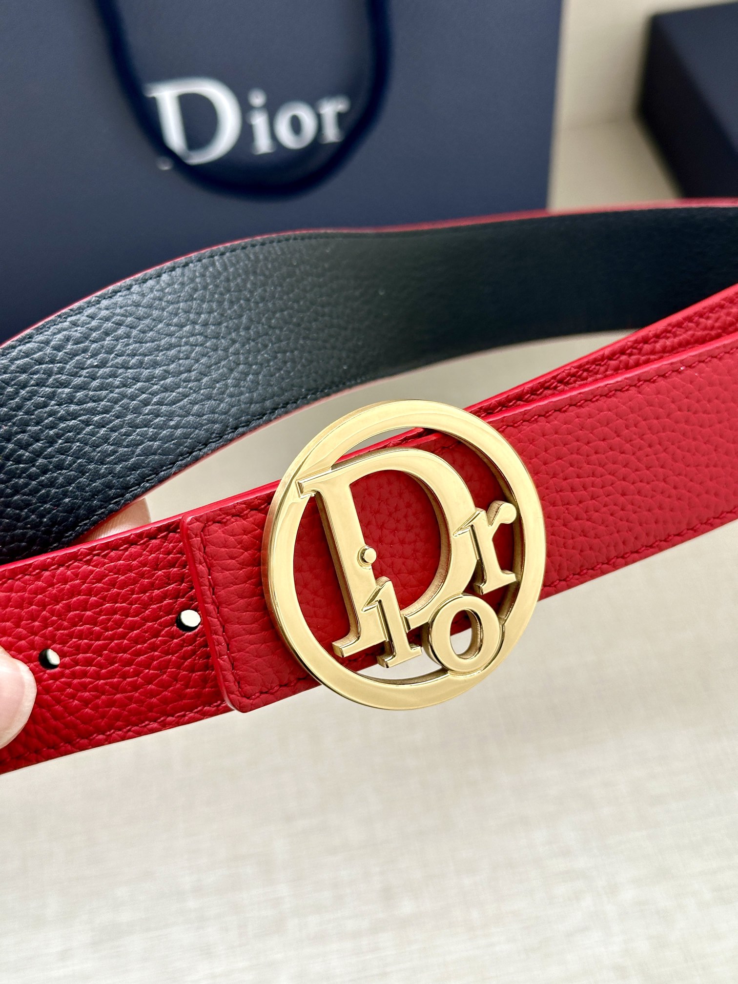 Dior Oblique 35mm Belt Buckle in White and Gold-Finish Brass view