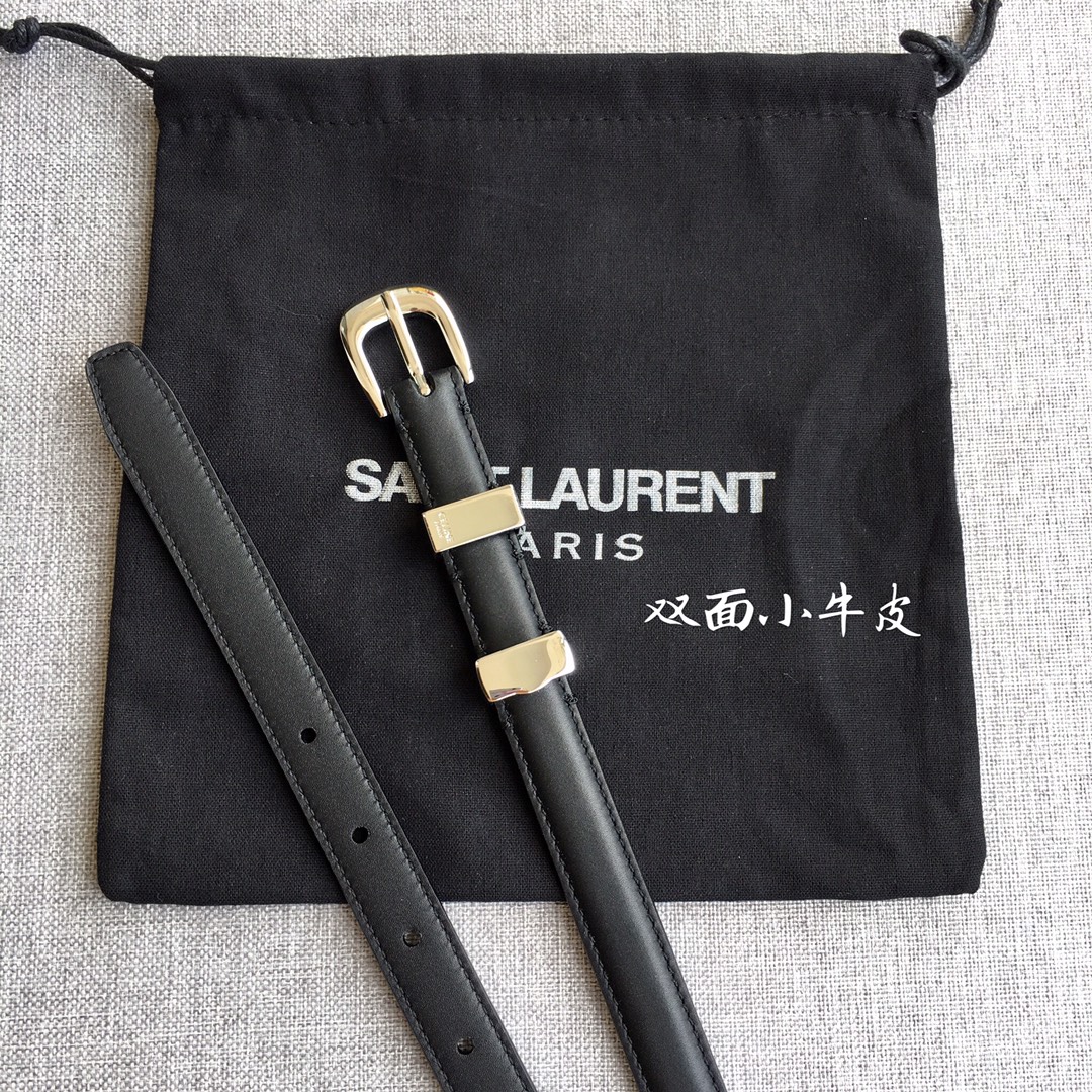 Celine Triomphe 1.8cm Leather Belt view