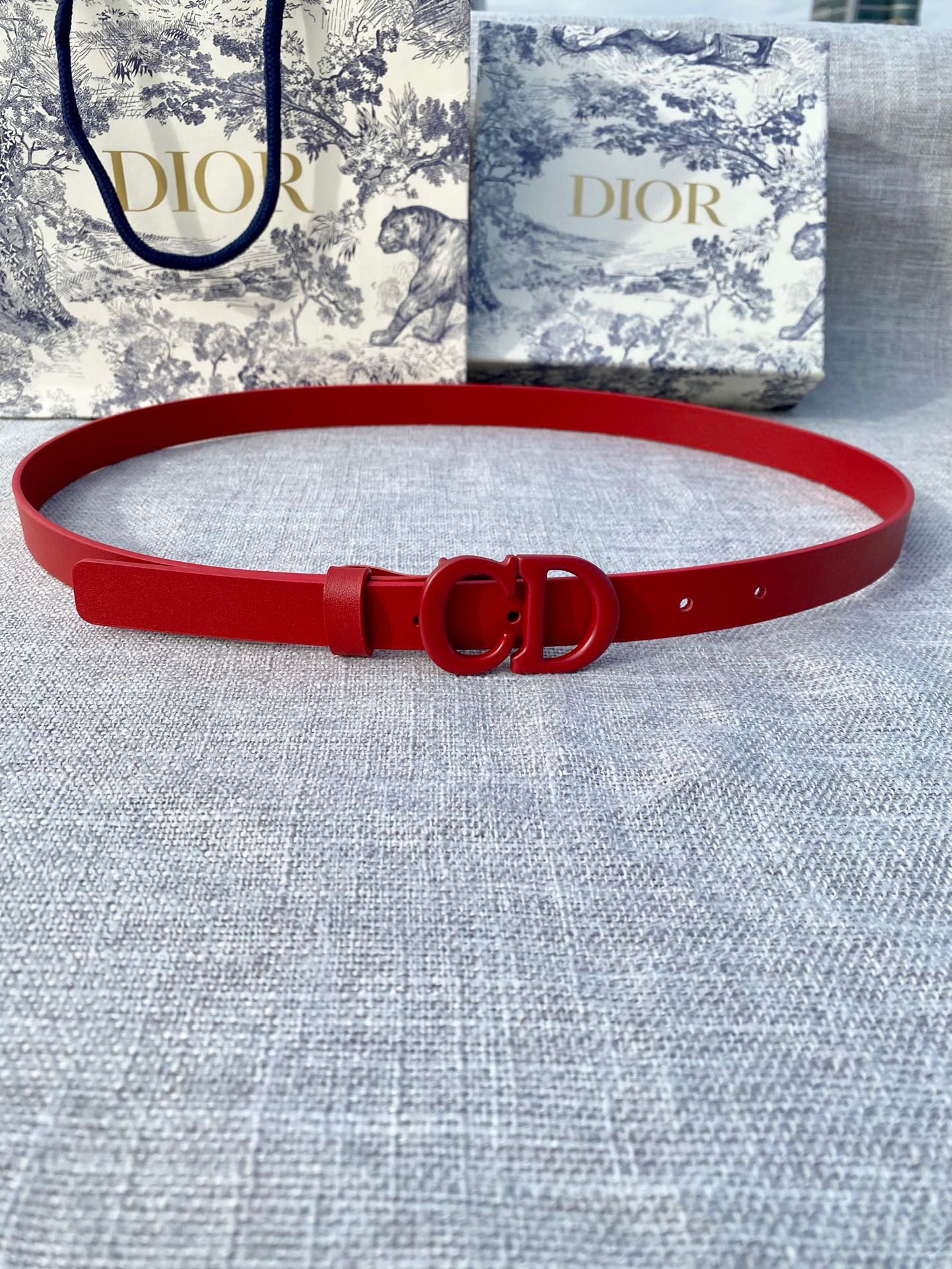 Dior Saddle 2.0 cm Slim Double-Sided Calfskin Belt