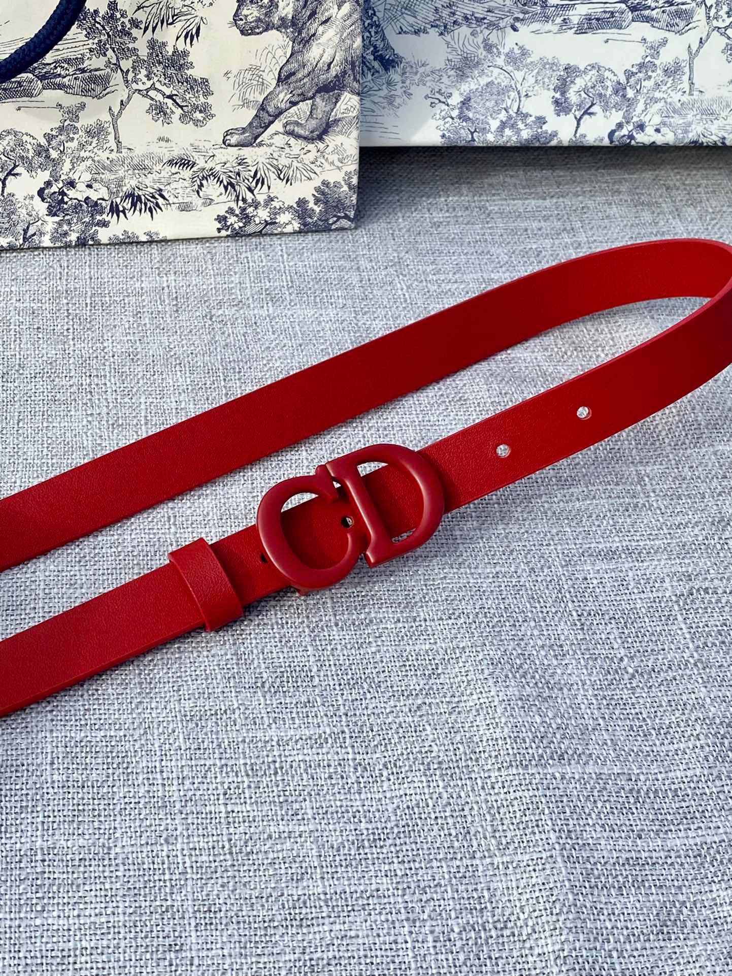 Dior Saddle 2.0 cm Slim Double-Sided Calfskin Belt view