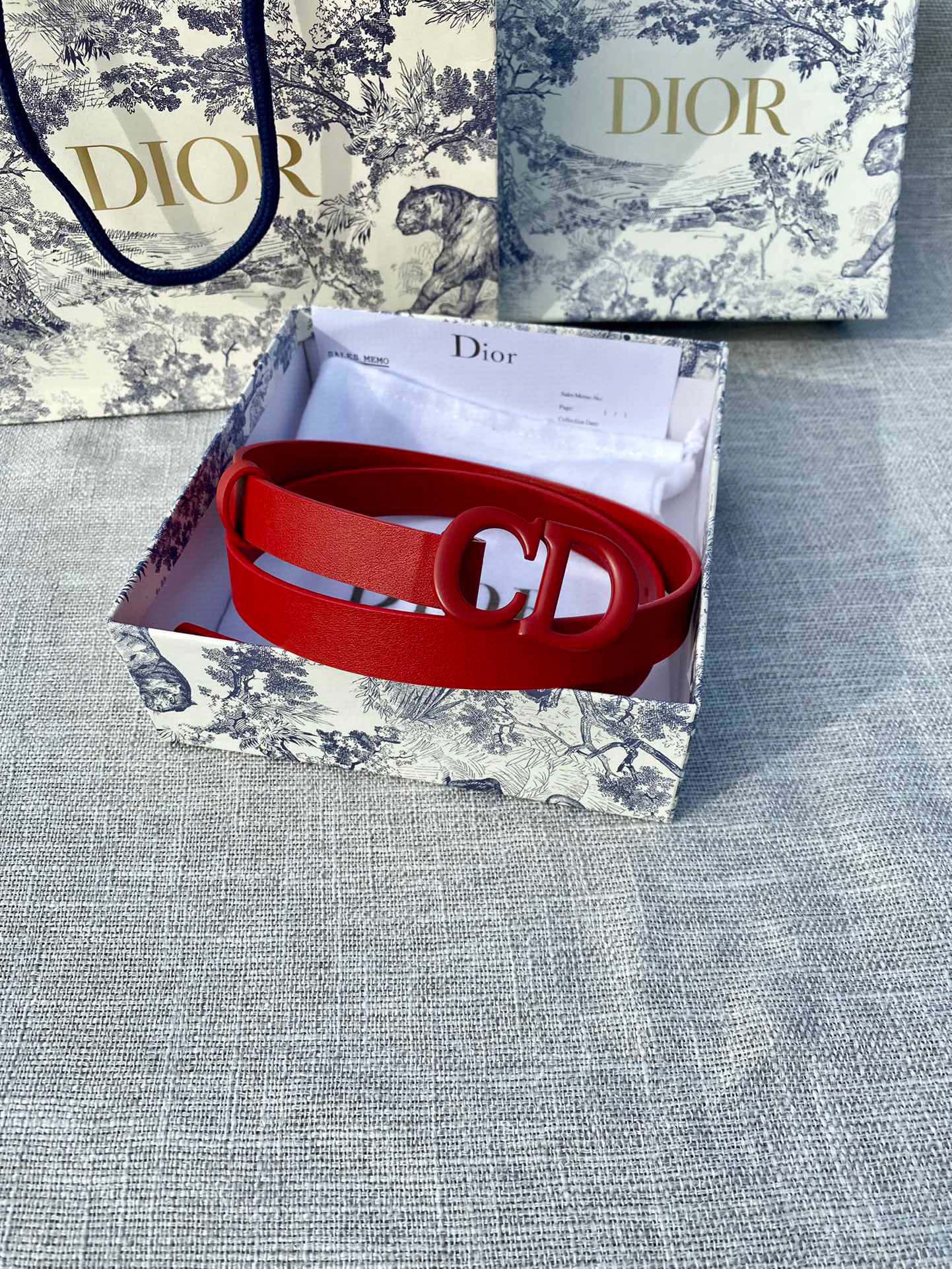 Dior Saddle 2.0 cm Slim Double-Sided Calfskin Belt view