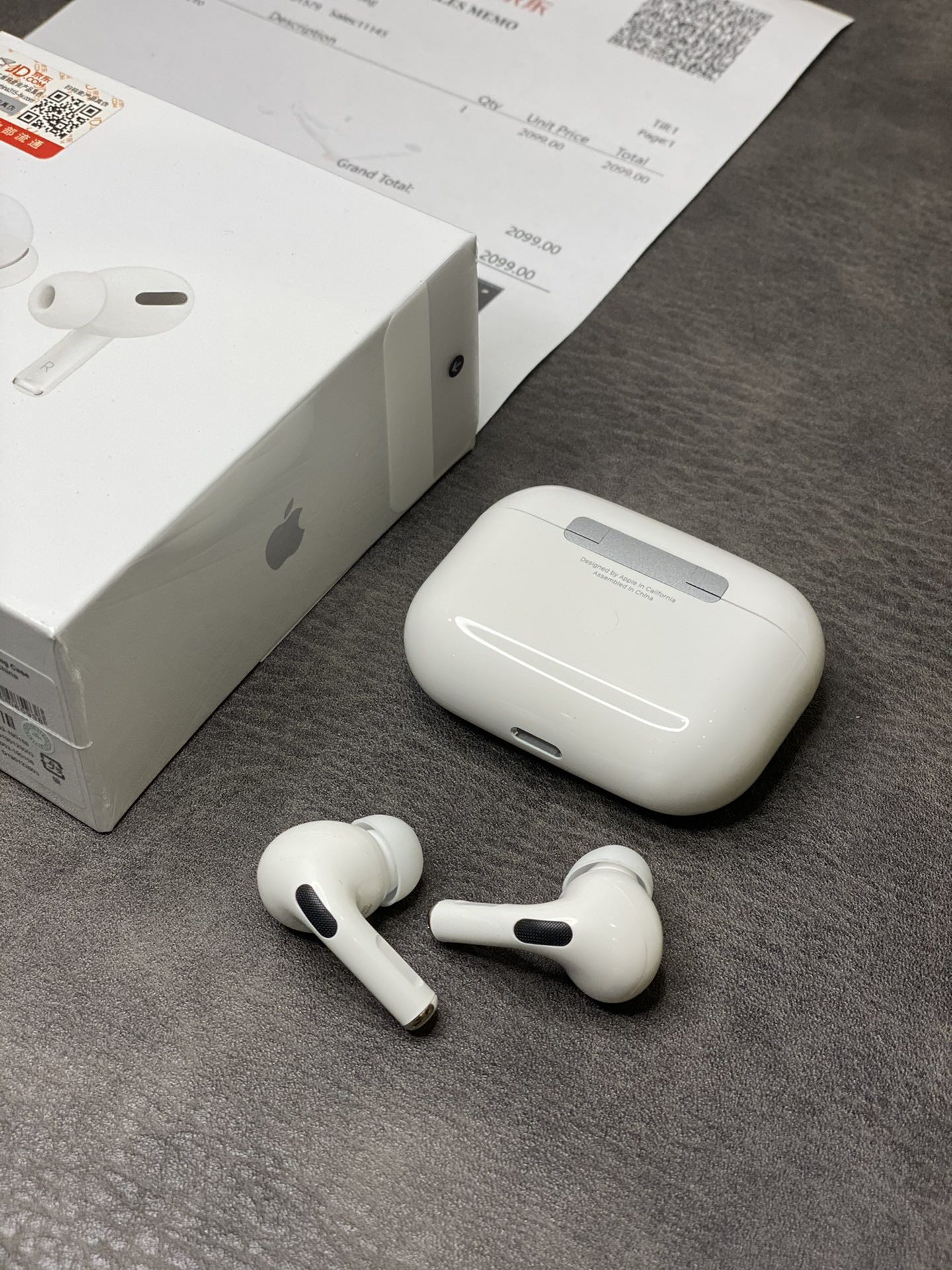Apple AirPods Pro 3rd Generation Wireless Earbuds - JD Edition view