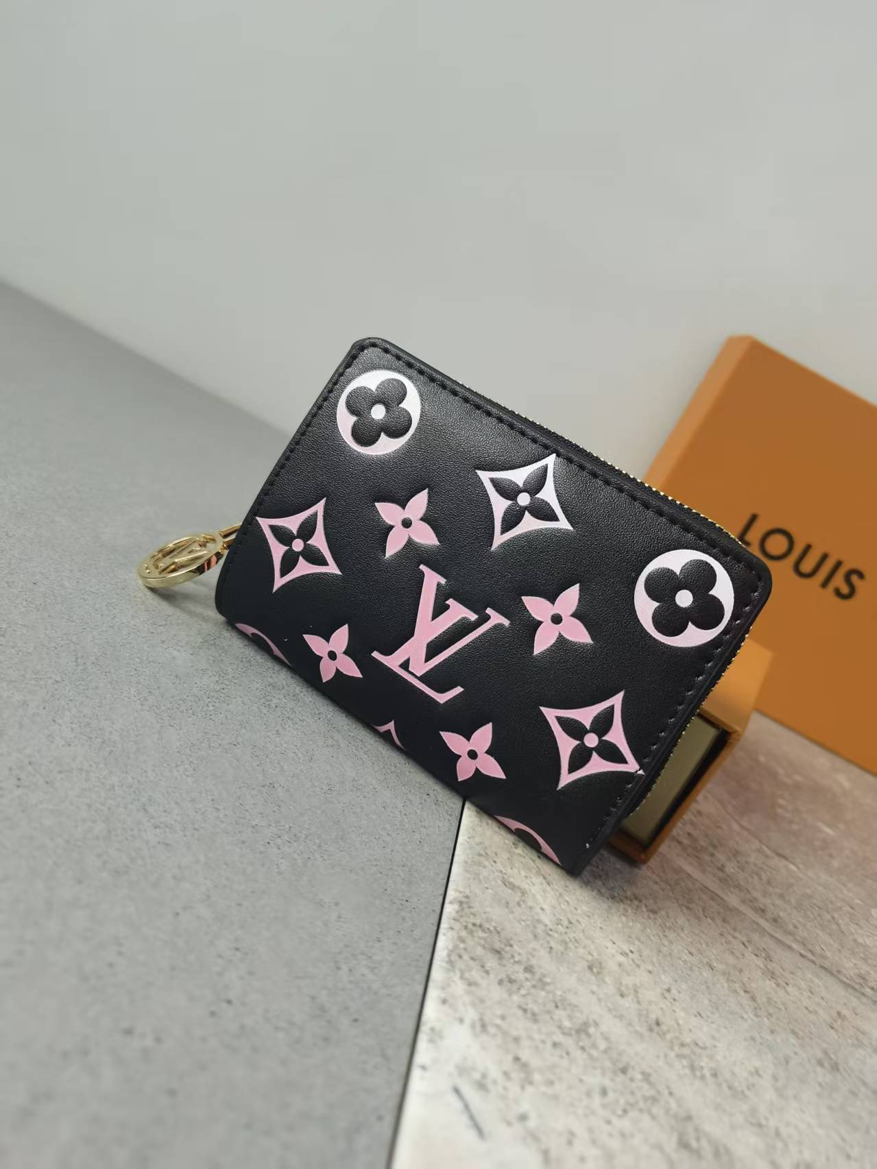 Louis Vuitton M12152 Zippy Monogram Embossed Lambskin Wallet view