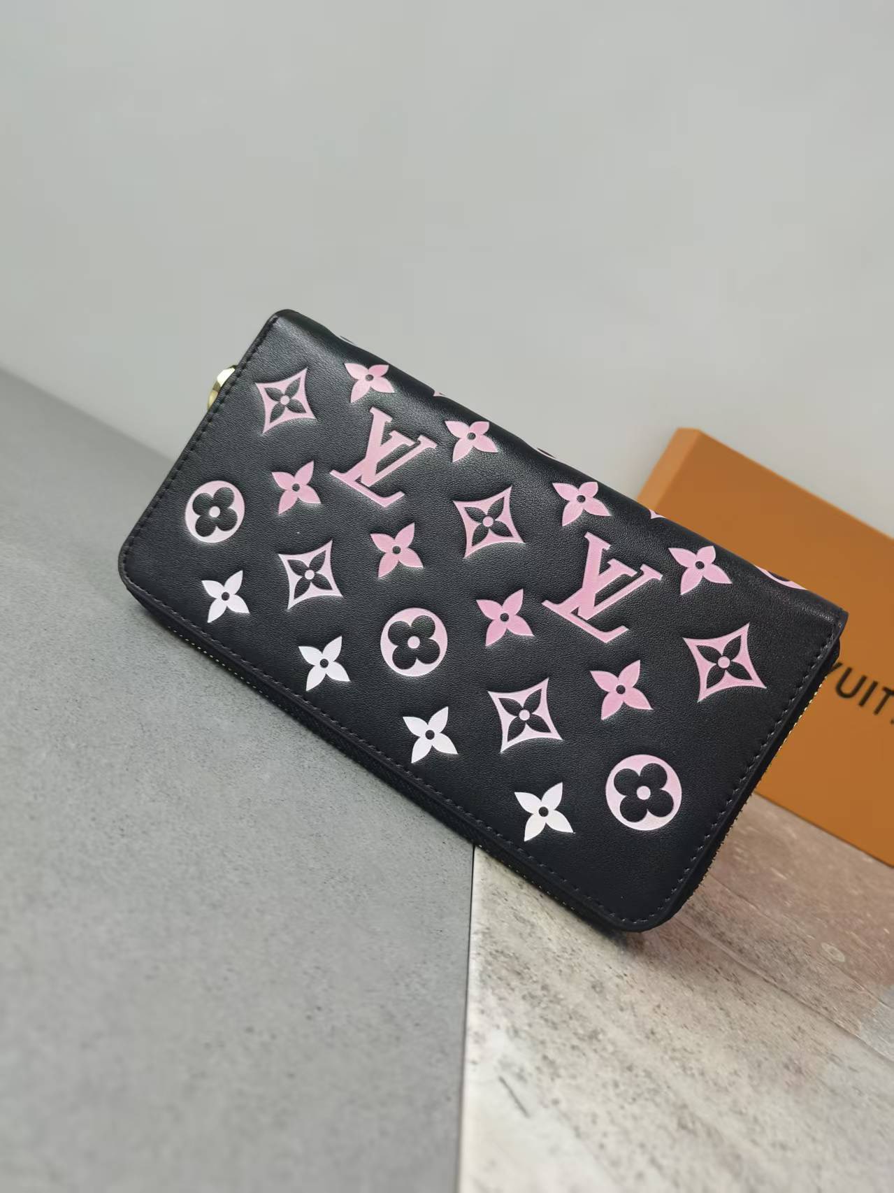 Louis Vuitton M12152 Zippy Monogram Embossed Lambskin Wallet view