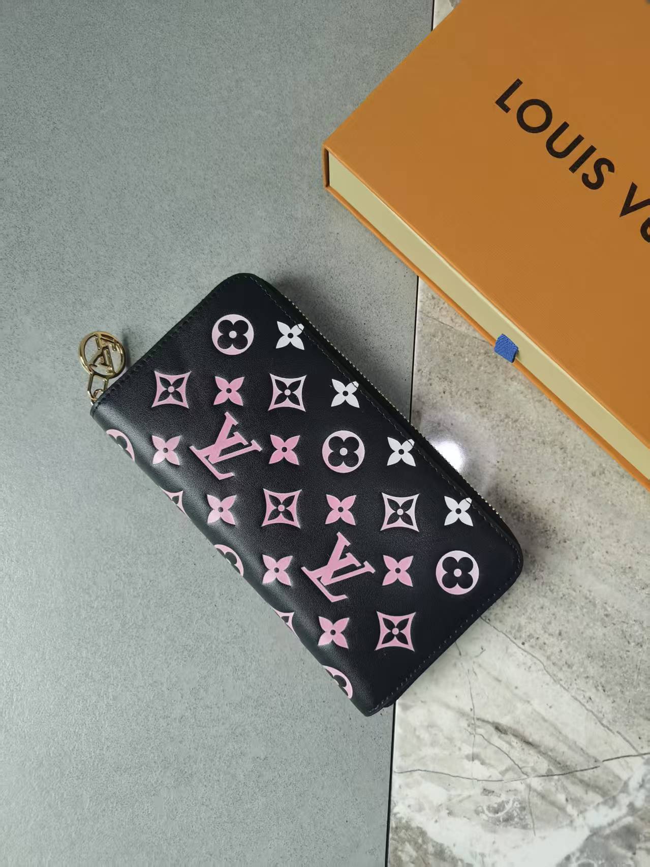 Louis Vuitton M12152 Zippy Monogram Embossed Lambskin Wallet view