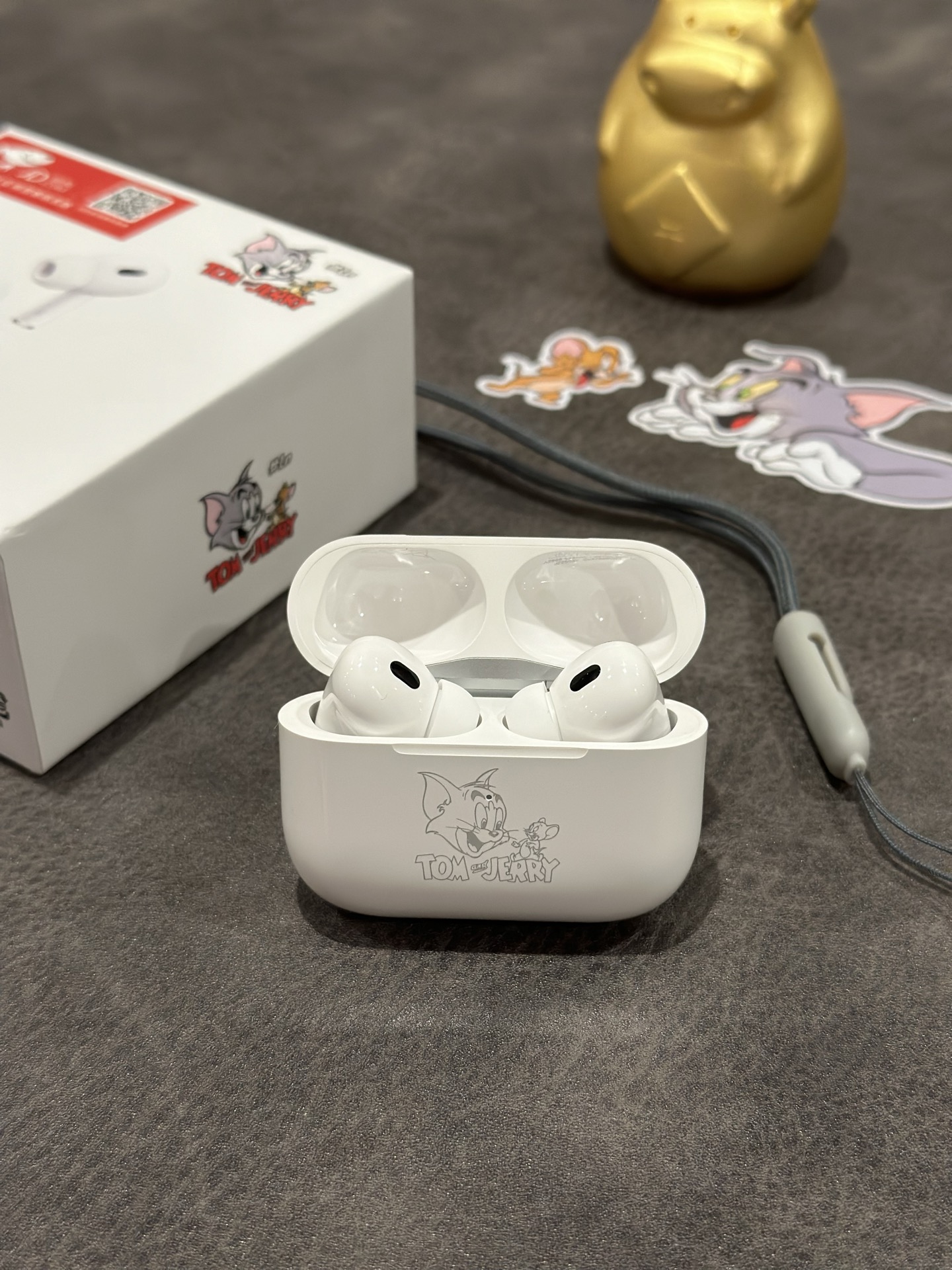 Apple AirPods Pro 2 Tom and Jerry 85th Anniversary Edition Earbuds view