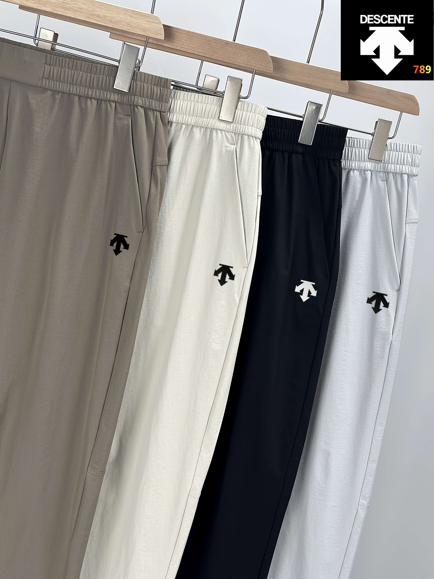 Descente Cotton-Feel Quick-Dry Casual Pants -- Men's view 2
