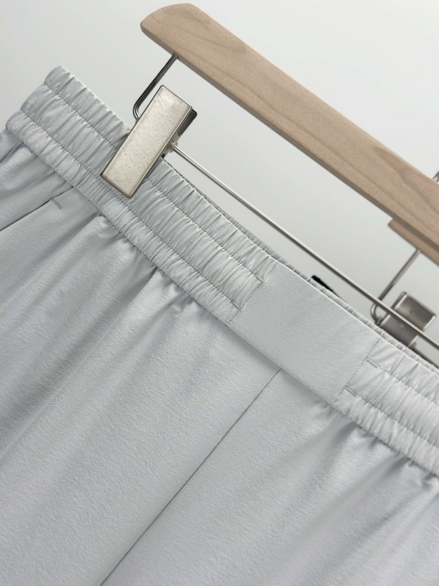 Descente Cotton-Feel Quick-Dry Casual Pants -- Men's view 6